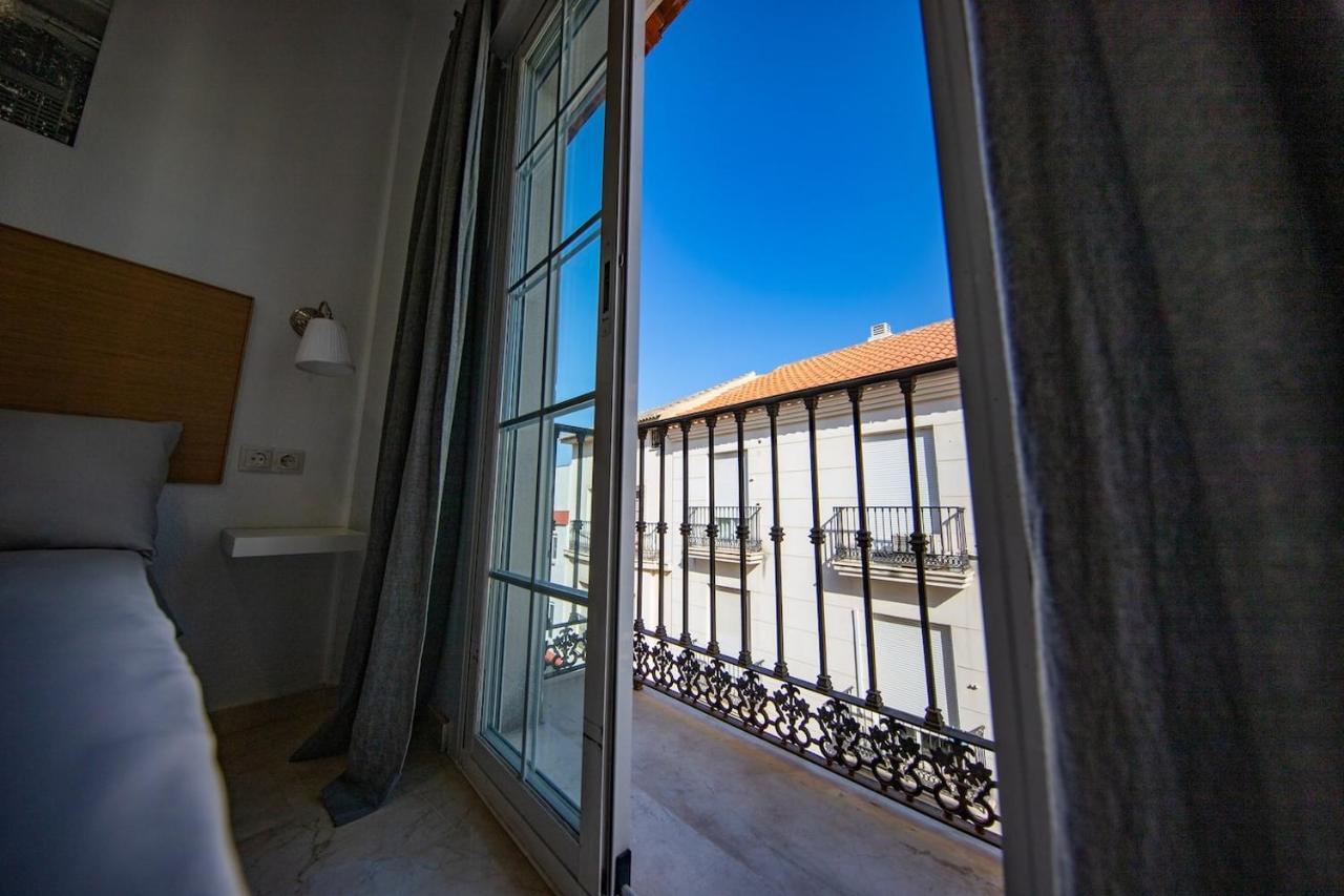 Private Rooftop & Elegant Studio - Center By Rems Apartment Malaga Exterior photo